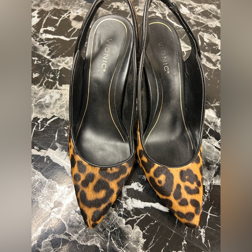 These are a great pair of Vionic shoes, but the heel is too high for me.